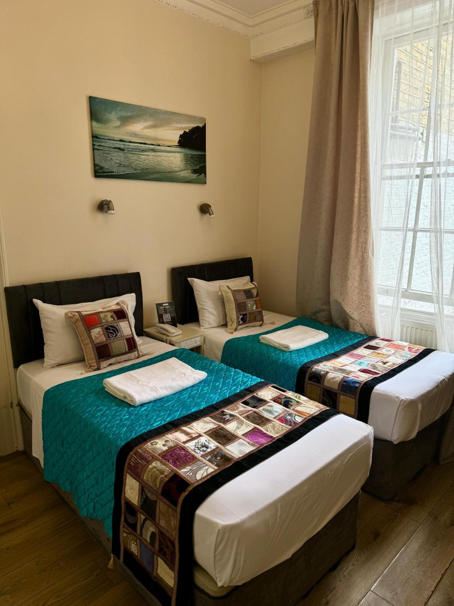 Abc Hyde Park Hotel Лондон Екстериор снимка