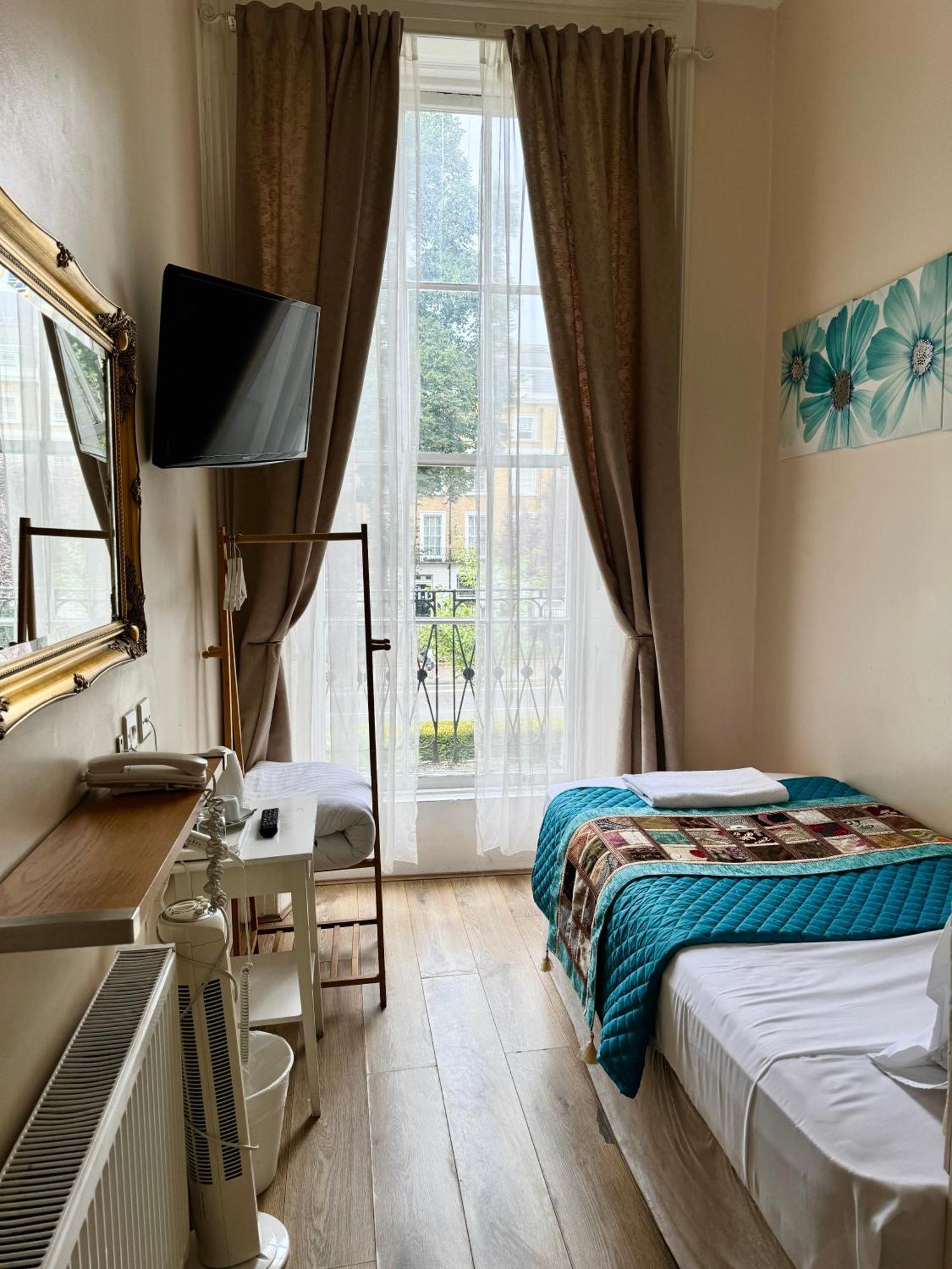 Abc Hyde Park Hotel Лондон Екстериор снимка