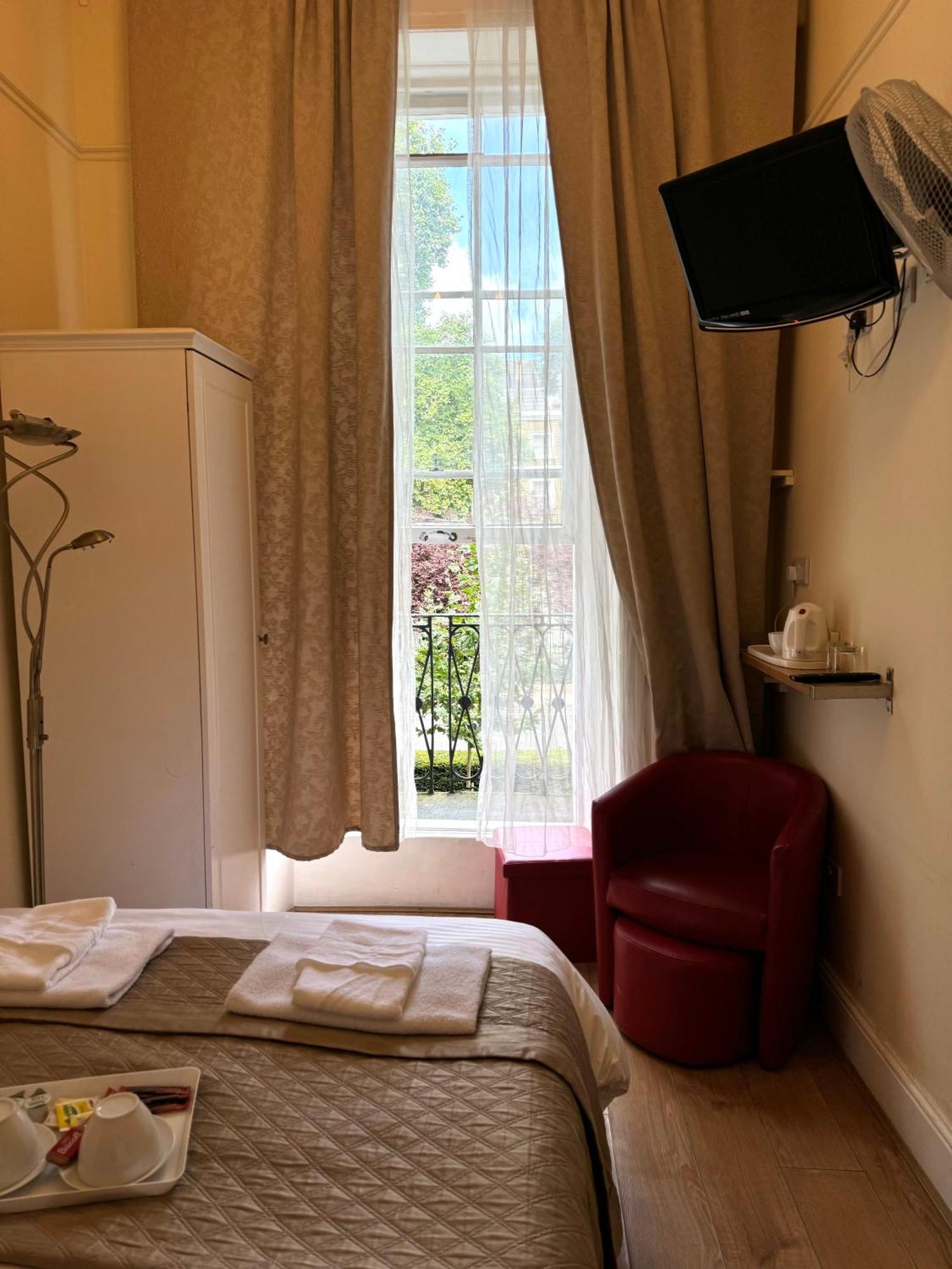 Abc Hyde Park Hotel Лондон Екстериор снимка